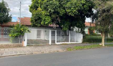 Casa com 2 quartos à venda na Rua Sargento Nicolau Dias de Farias, 416, Tristeza, Porto Alegre por R$ 1.060.000