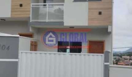 Casa com 2 quartos à venda na Rua das Gardênias, São José do Imbassaí, Maricá, 72 m2 por R$ 310.000