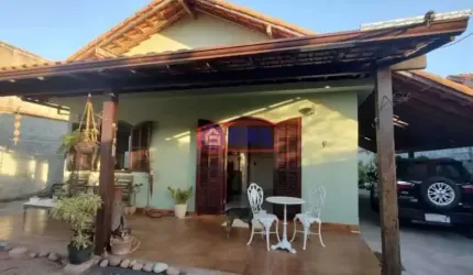 Casa com 2 quartos à venda na Rua Van Lerbergue, Jardim Atlântico Central (Itaipuaçu), Maricá, 200 m2 por R$ 575.000