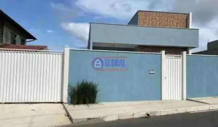 Casa com 2 quartos à venda na Rua Ilda Gomes de Andrade, Jacaroá, Maricá, 88 m2 por R$ 370.000