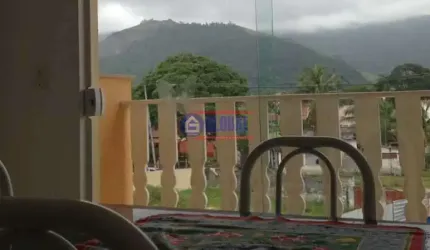 Apartamento com 2 quartos à venda na Rua Aristides Alves de Azevedo, São José do Imbassaí, Maricá, 60 m2 por R$ 250.000