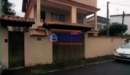 Casa com 4 quartos à venda na Rua José Custódio Soares, Centro, Maricá, 250 m2 por R$ 850.000