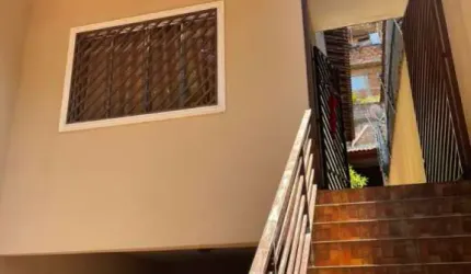 Belíssimo sobrado com  ótima localização, no Parque Regina zona sul