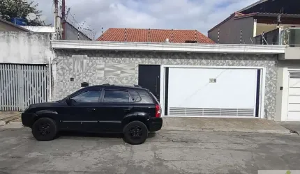 Campo Grande belíssima Casa assobradada de 360m² Construídos