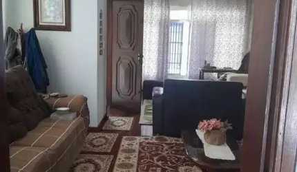 Excelente sobrado à venda no Campo Grande!