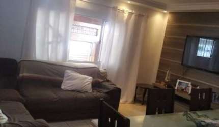 CASA TÉRREA  BEM LOCALIZADA