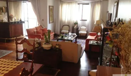 Apartamento 4 dormitórios , 2 suítes com 220m² em Moema