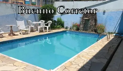 Casa no Jardim Esplanada  zona central de São José dos Campos-SP.
