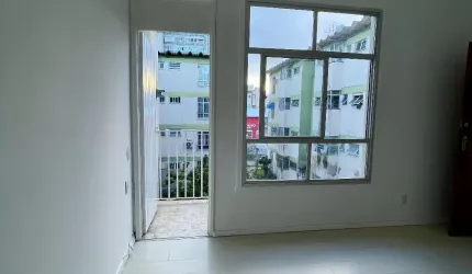 Apartamento em Itapuã