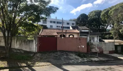 Excelente terreno ECO4 com 447,76m2 no Vila Izabel. Residencial/comercial. Testada de 11,71m. Leve aclive. Entre Av. Getúlio Vargas e Av. Iguaçú.