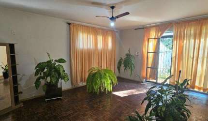 Salão para alugar em Maringá, Zona 07, com 20 m²