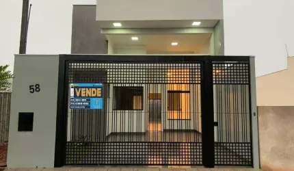Casa à venda em Maringá, Jardim Dias I, com 3 quartos, com 105 m²