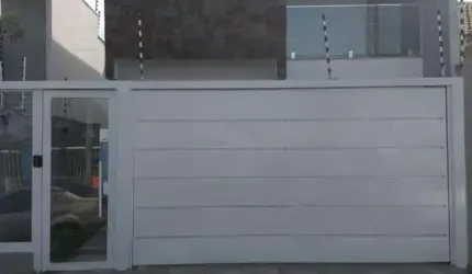 Sobrado para Venda em Maringá, Jardim Oriental, 3 dormitórios, 1 suíte, 3 banheiros, 2 vagas