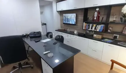 Sala comercial à venda na Avenida Pastor Martin Luther King Jr, Del Castilho, Rio de Janeiro, 30 m2 por R$ 185.000