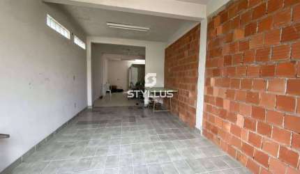Casa à venda na Rua Cirne Maia, Cachambi, Rio de Janeiro, 321 m2 por R$ 490.000