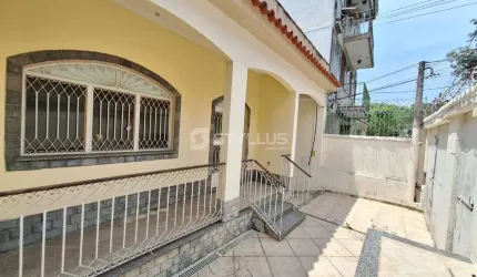Casa com 3 quartos à venda na Rua Cristóvão Colombo, Cachambi, Rio de Janeiro, 147 m2 por R$ 630.000