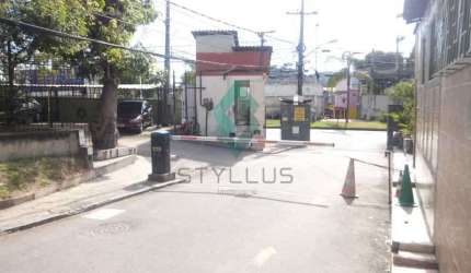 Apartamento com 2 quartos à venda na Estrada Adhemar Bebiano, Inhaúma, Rio de Janeiro, 61 m2 por R$ 155.000
