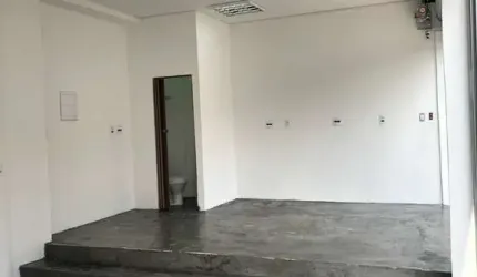 Locação | Box / Garagem 35m², 1 WC, sem vagas, Jardim Sao Ricardo