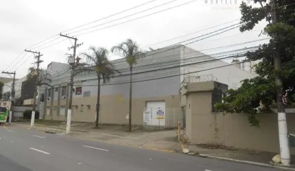 Locação | Prédio comercial 2771m², 5 banheiro, 8 salas, patio de estacionamento de 2050m² - Limão