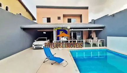 SUA FAMILIA MERECE! Sobrado de Alto Padrão MOBILIADO, Próximo ao Mar.