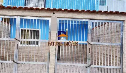 Oportunidade! Sobrado a 200 Metros do Mar.