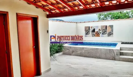 Linda Casa com Piscina - Conforto e Lazer!