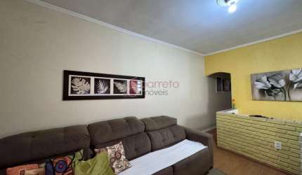 CASA SOBRADO COM 03 DORMITÓRIOS À VENDA NO BAIRRO JARDIM ESTÁDIO - JUNDIAÍ/SP