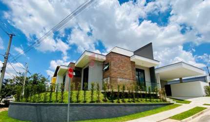 CASA À VENDA NO CONDOMÍNIO PHYTUS - BAIRRO JACARÉ EM ITUPEVA/SP