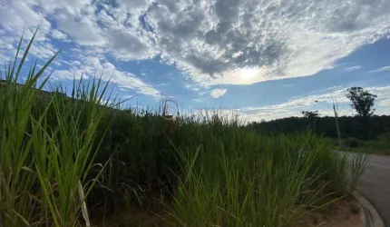 Terreno de esquina no Jardim das Angelicas em Itupeva-sp.