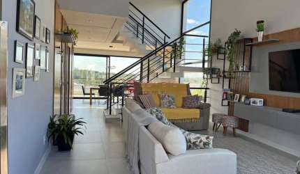 CASA À VENDA NO CONDOMÍNIO TERRAS DE ALVORADA EM JUNDIAÍ/SP