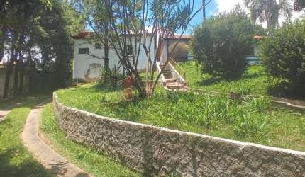 CHÁCARA COM 03 DORMITÓRIOS À VENDA NO BAIRRO DO ENGORDADOURO EM JUNDIAÍ/SP