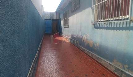 CASA TÉRREA COM 03 QUARTOS À VENDA NO CENTRO DE JUNDIAÍ - SP