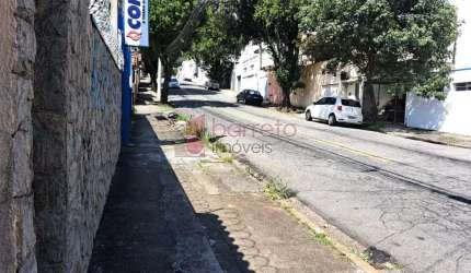 CASA À VENDA COM EXCELENTE LOCALIZAÇÃO - VILA MUNICIPAL - JUNDIAÍ