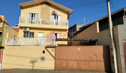 CASA, BAIRRO SANTA GERTRUDES, JUNDIAÍ