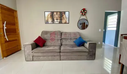 LINDA CASA TÉRREA, RESIDENCIAL SANTA GIOVANA, JUNDIAÍ SP.