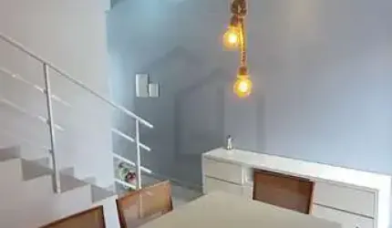 SOBRADO DE 76M² SEMI MOBILIADO COM DOIS DORMITÓRIOS