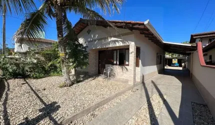 AMPLA CASA DE 250M² FICANDO À 1KM DA UNIFEBE
