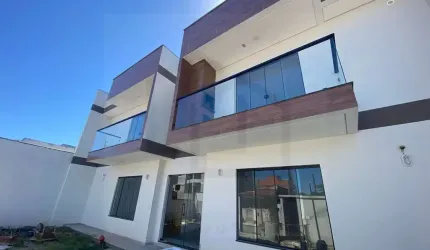 MARAVILHOSO APARTAMENTO COM 2 DORMITÓRIOS PRÓXIMO DA PRAIA