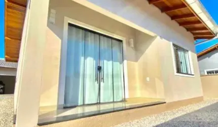 INCRÍVEL CASA DE 3 DORMITÓRIOS LIVRE DE ENCHENTES