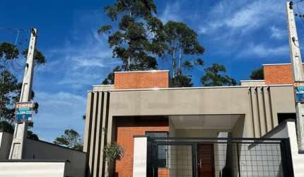 CASA  PRONTA COM 3 DORMITÓRIOS SENDO 1 SUÍTE