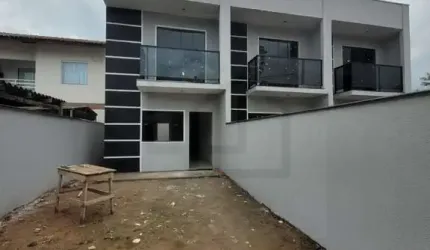 ACONCHEGANTE CASA DE 2 SUÍTES