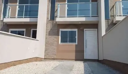 ACONCHEGANTE SOBRADO DE 2 DORMITÓRIOS
