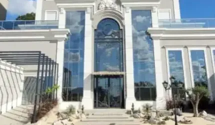 APARTAMENTO DE ALTO PADRÃO DE 161,73m² COM TRÊS DORMITÓRIOS SENDO UMA SUÍTE