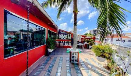Casa à venda com 192 m², 3 quartos e 2 vagas