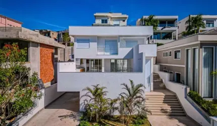 Imóvel de Alto Padrão à Venda - Projeto Exclusivo de Zeila Volpon Marasco