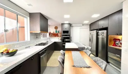 CASA À VENDA NO RESIDENCIAL 3 Alphaville