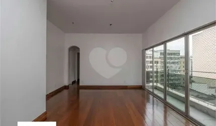 Apartamento com 4 quartos à venda em Tijuca - RJ