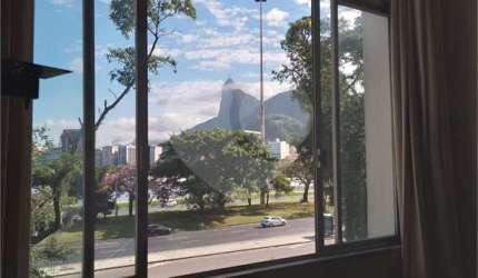 Apartamento com 2 quartos à venda em Botafogo - RJ