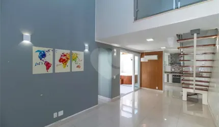 Casa de vila com 3 quartos para locação em Tijuca - RJ