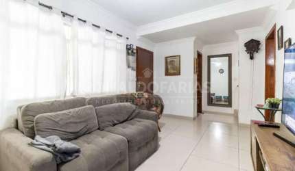 Casa a Venda em Campo Grande com 2 Dormitórios 2 Vagas de Garagem